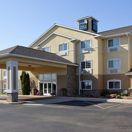 Crossings By Grandstay Inn & Suites Becker 外观 照片